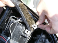 バッテリーのマイナス端子が溶けた 車 バイクバッテリー交換なら格安通販のバッテリーストア